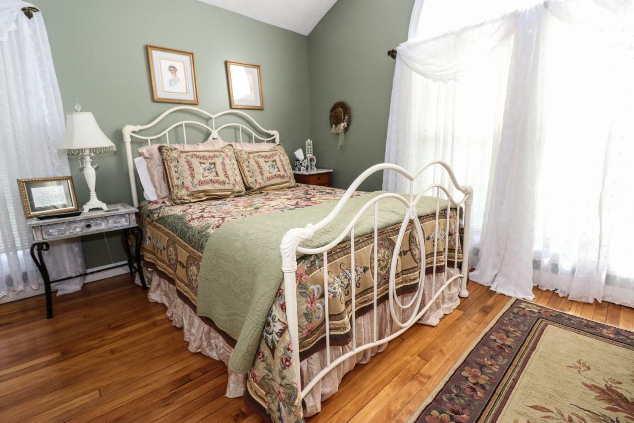 Hill House Bed And Breakfast Loretto 外观 照片